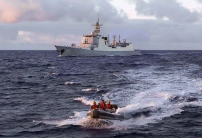 NAVIO EM BUSCA.jpg