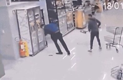 HOMEM PA MERCADO.jpg
