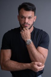 MAX LIMA.jpg