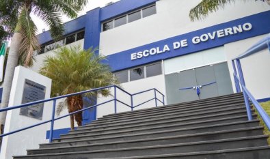 ESCOLA DE GOVERNO7.jpg