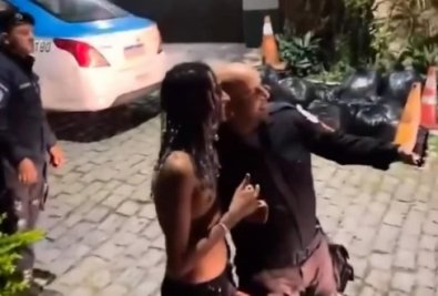 POLICIAL E ORUAM.jpg