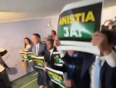 protesto anistia.jpg
