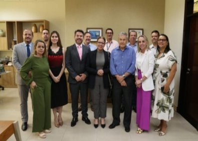 MESA DIRETORA TCE.jpg
