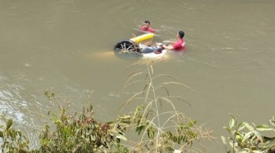 carro rio.jpg
