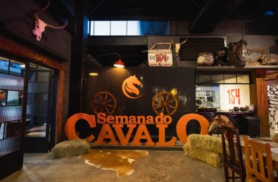 semana cavalo