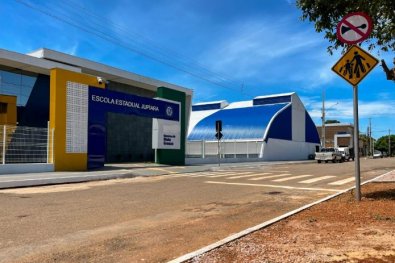ESCOLA INAUGURACAO.jpg