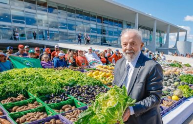 LULA-AGRONEGOCIO.JPG