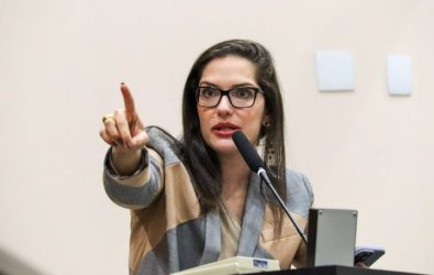 JANAINA RIVA (1).jpg