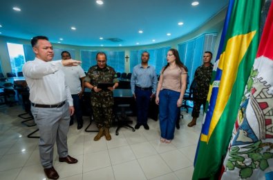 CLAUDIO JUNTA MILITAR.jpg