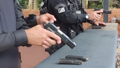 policia penal-arma