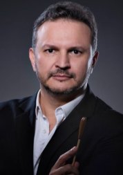 Fabricio Carvalho.jpg