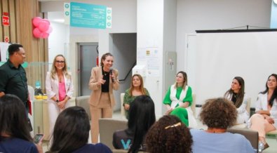 PAPO COM ELAS.jpg