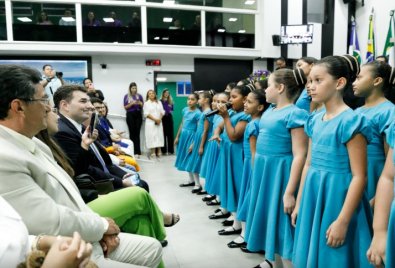AMPARA HOMENAGEM.jpg