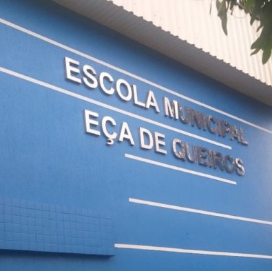 escola eca de queiroz.jpg