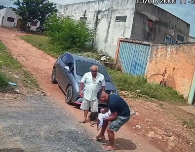 pm salvando crianca.jpg