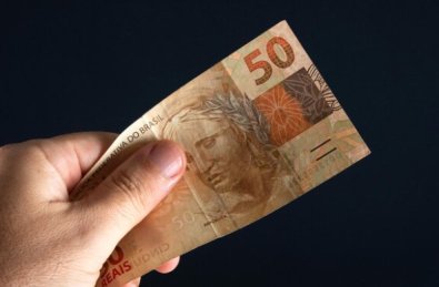 50 reais