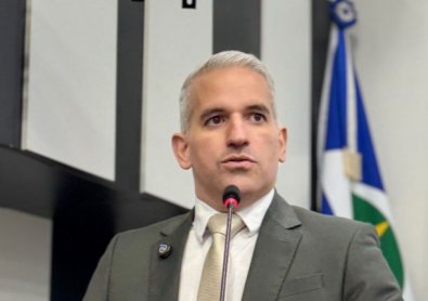 Fred Gahyva.jpg