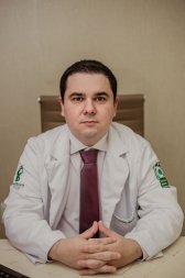 Dr. Weslen Barros