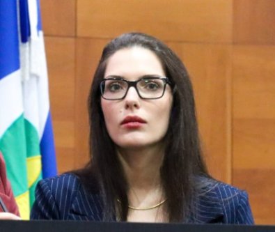 JANAINA RIVA.jpg