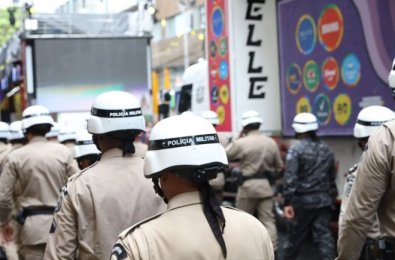 POLICIAIS.jpg
