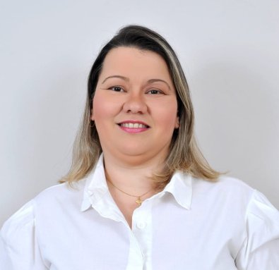 Daniela Vial