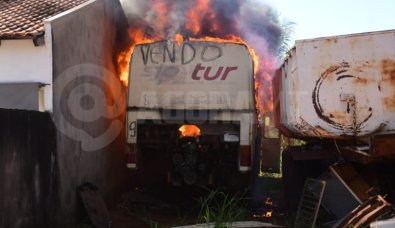 onibus fogo.jpg
