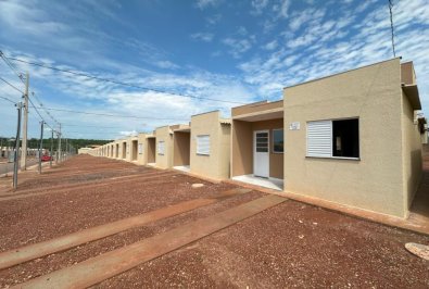 CASAS POPULARES.jpg