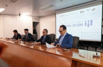 CURSO TRIBUNAL DO JURI.jpg