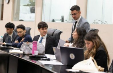 ESTUDANTES  DE DIEITO CAMARA.jpg