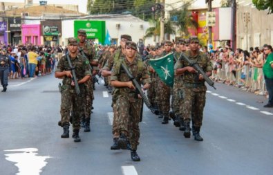 DESFILE CIVICO MILITAR2.jpg