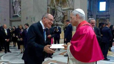 ALCKMIN E PAPA LEAO.jpg