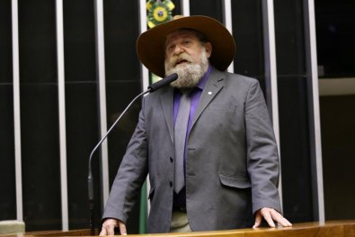 NELSON BARBUDO