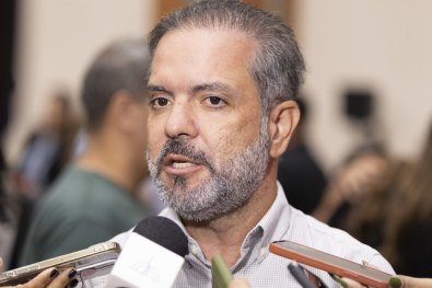 PAULO ARAUJO