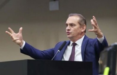 WILSON SANTOS.jpg