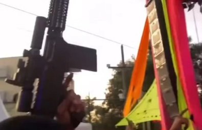 BAILE - ARMAS.jpg