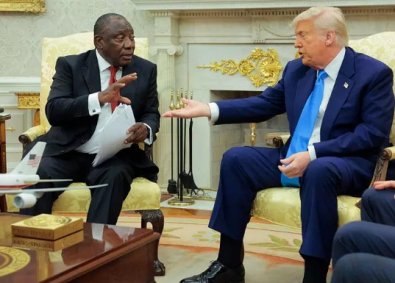 TRUMPP E CYRRIL.jpg