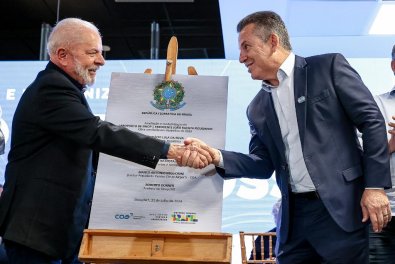 mauro mendes e lula.jpg