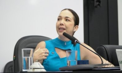 MAYSA LEAO.jpg