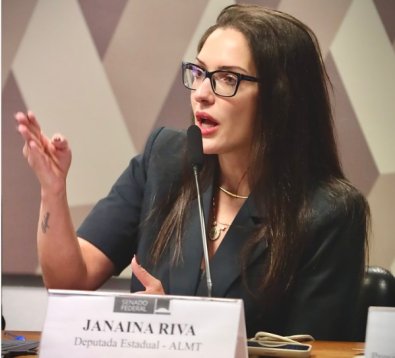 janaina.jpg