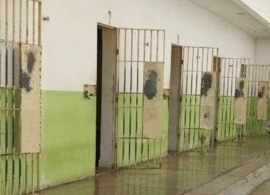 cadeia feminina- cela2.jpg