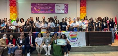 CONFERENCIA LGBTQIA.jpg