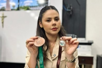 Michelly Alencar.jpg