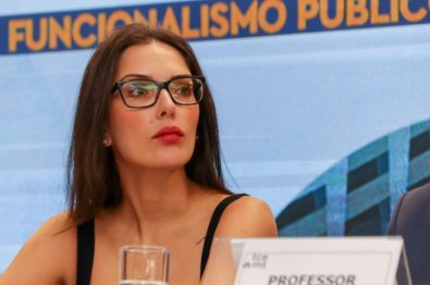 janaina riva.jpg