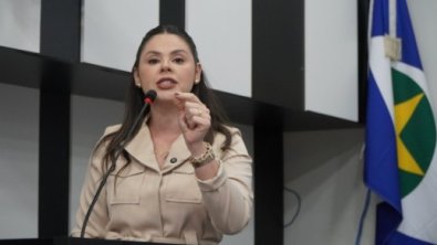 Michelly Alencar.jpg