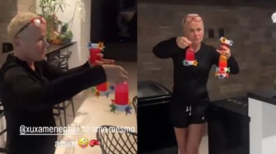 XUXA MORCEGOS.jpg