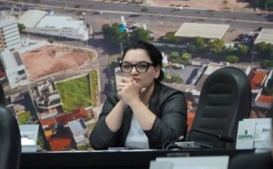 SAMANTHA IRIS.jpg