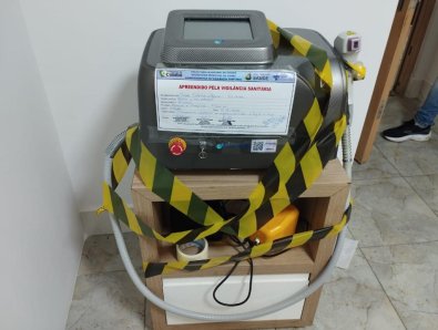 Clinica de estetica interditada.jpg