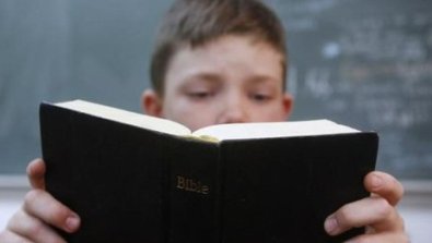 BIBLIA ESCOLA.jpg