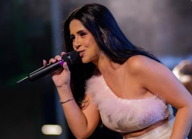 CANTORA-DEBORAAMORIM.jpg