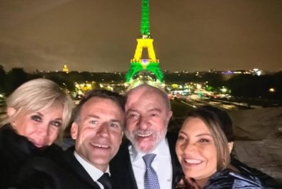 LULA-PARIS.jpg